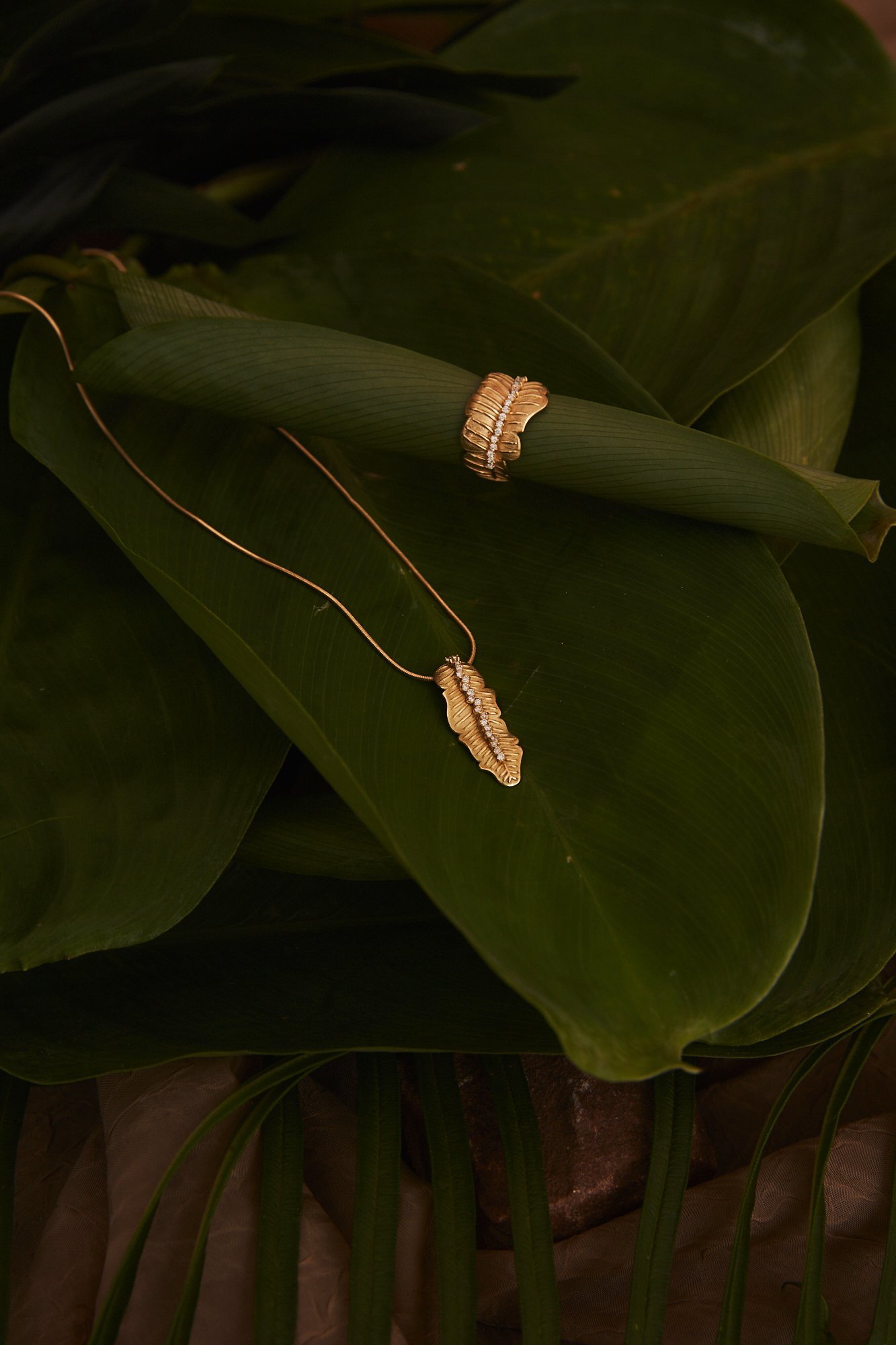 PINGENTE MITA DIAMANTES OURO 18K - Image 3