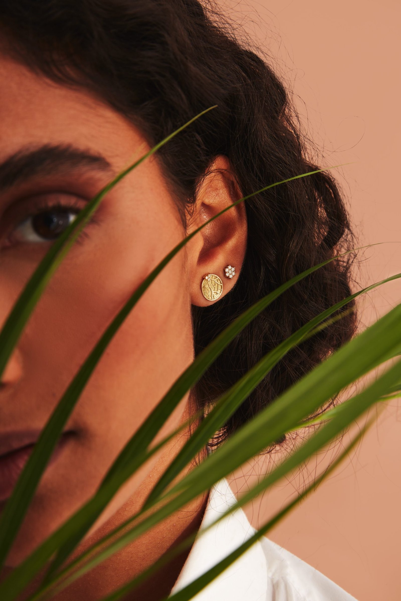 BRINCO NIARA OURO 18K - Image 3