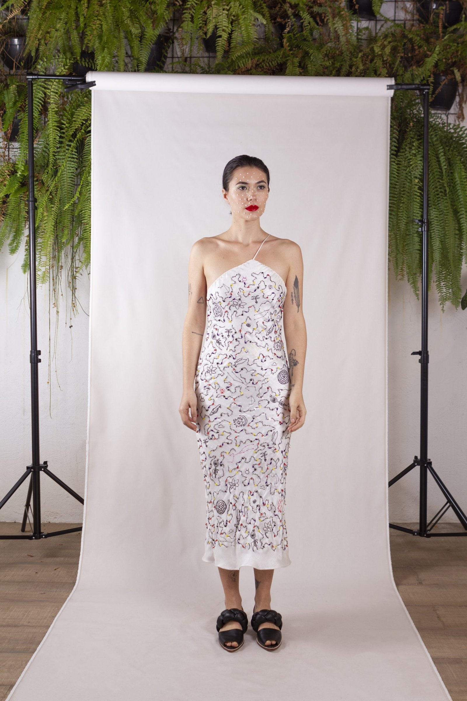 VESTIDO KATE BORDADO